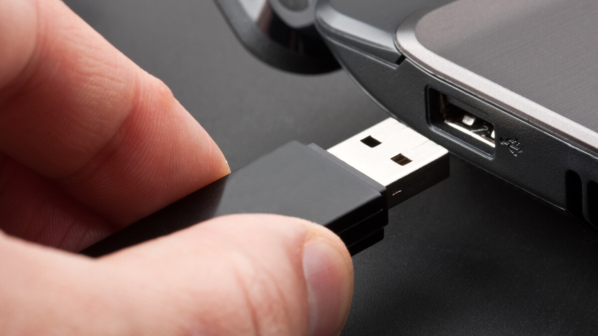 Stellen Sie sicher, dass die USB-Anschlüsse richtig funktionieren und nicht beschädigt sind.
Testen Sie die Festplatte an einem anderen Computer, um zu sehen, ob das Problem an Ihrem Computer oder an der Festplatte liegt.